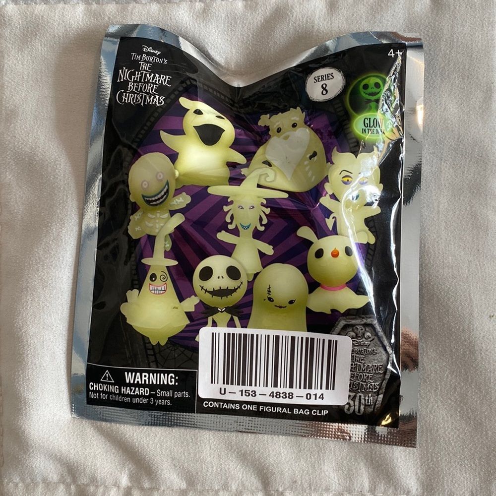 Nightmare before Christmas glow in the dark mystery figural bag clip figure